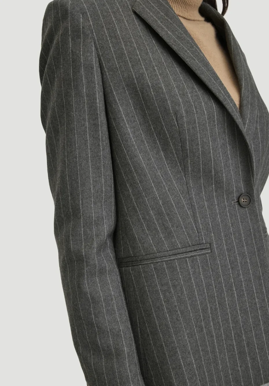 hessnatur Blazer Nadelstreifen Regular aus reiner Schurwolle von anthrazit New