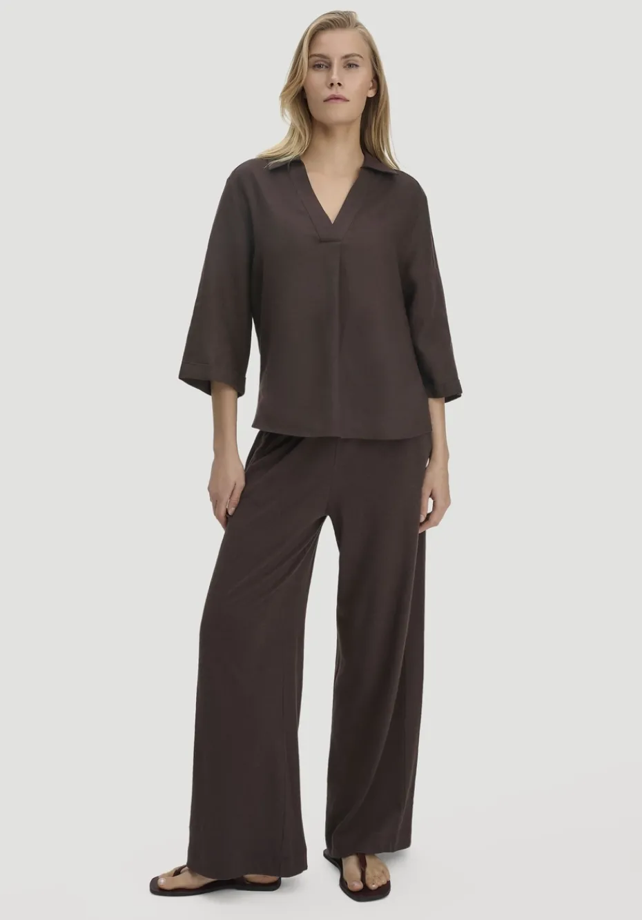 hessnatur Bluse Relaxed aus reinem Leinen von kakao braun New