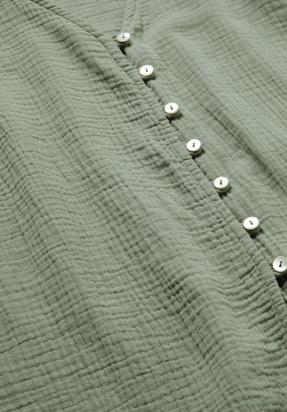 hessnatur Bluse Relaxed aus reiner Bio-Baumwolle von mattgrün Discount