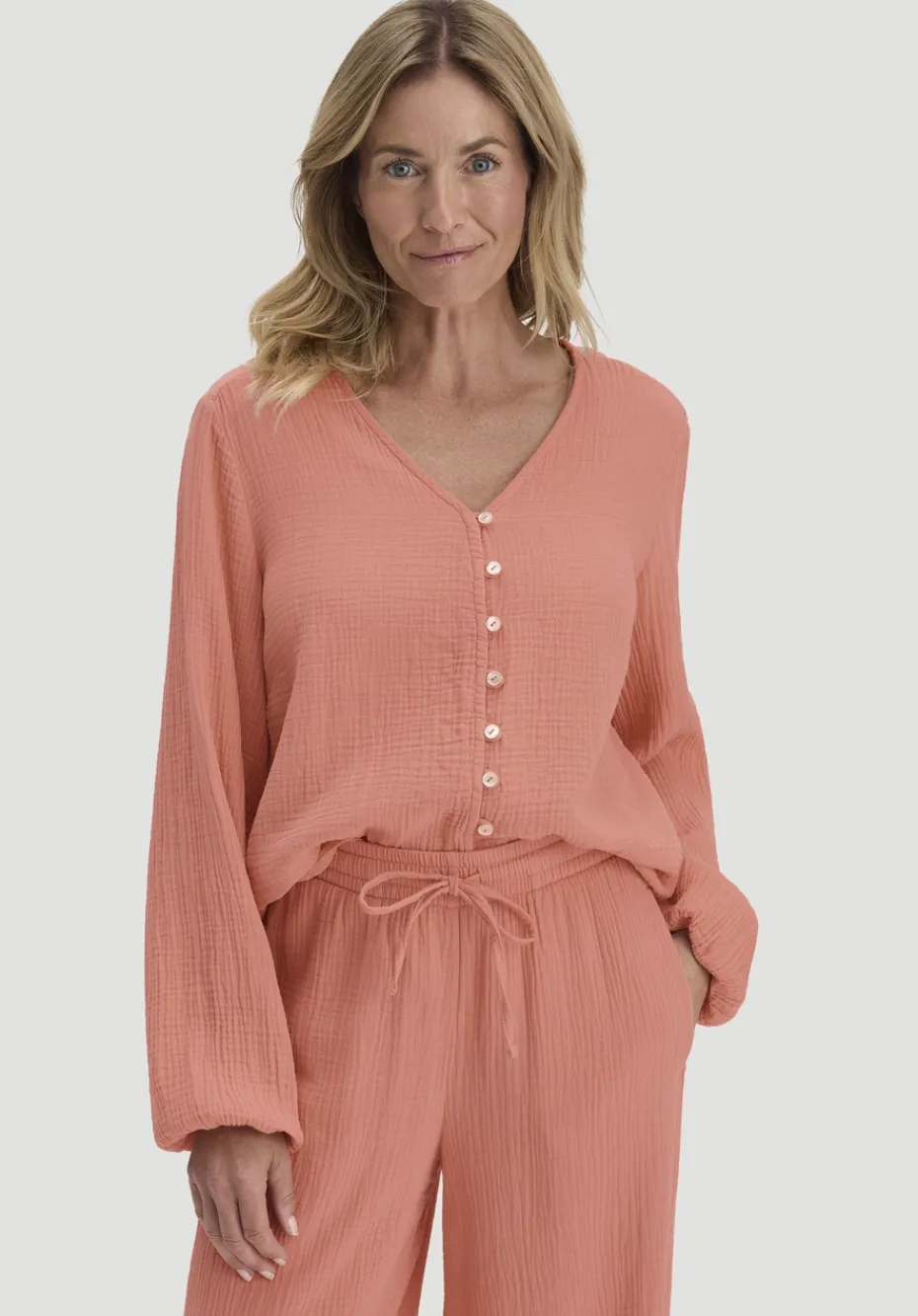 hessnatur Bluse Relaxed aus reiner Bio-Baumwolle von pfirsichrot Clearance