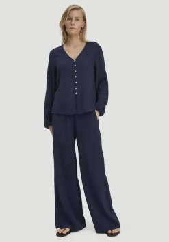 hessnatur Bluse Relaxed aus reiner Bio-Baumwolle von dunkelblau New