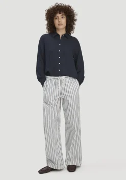 hessnatur Bluse Relaxed aus TENCEL™ Lyocell von marine Online