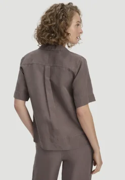 hessnatur Bluse Relaxed aus TENCEL™ Lyocell mit Leinen von mocca New