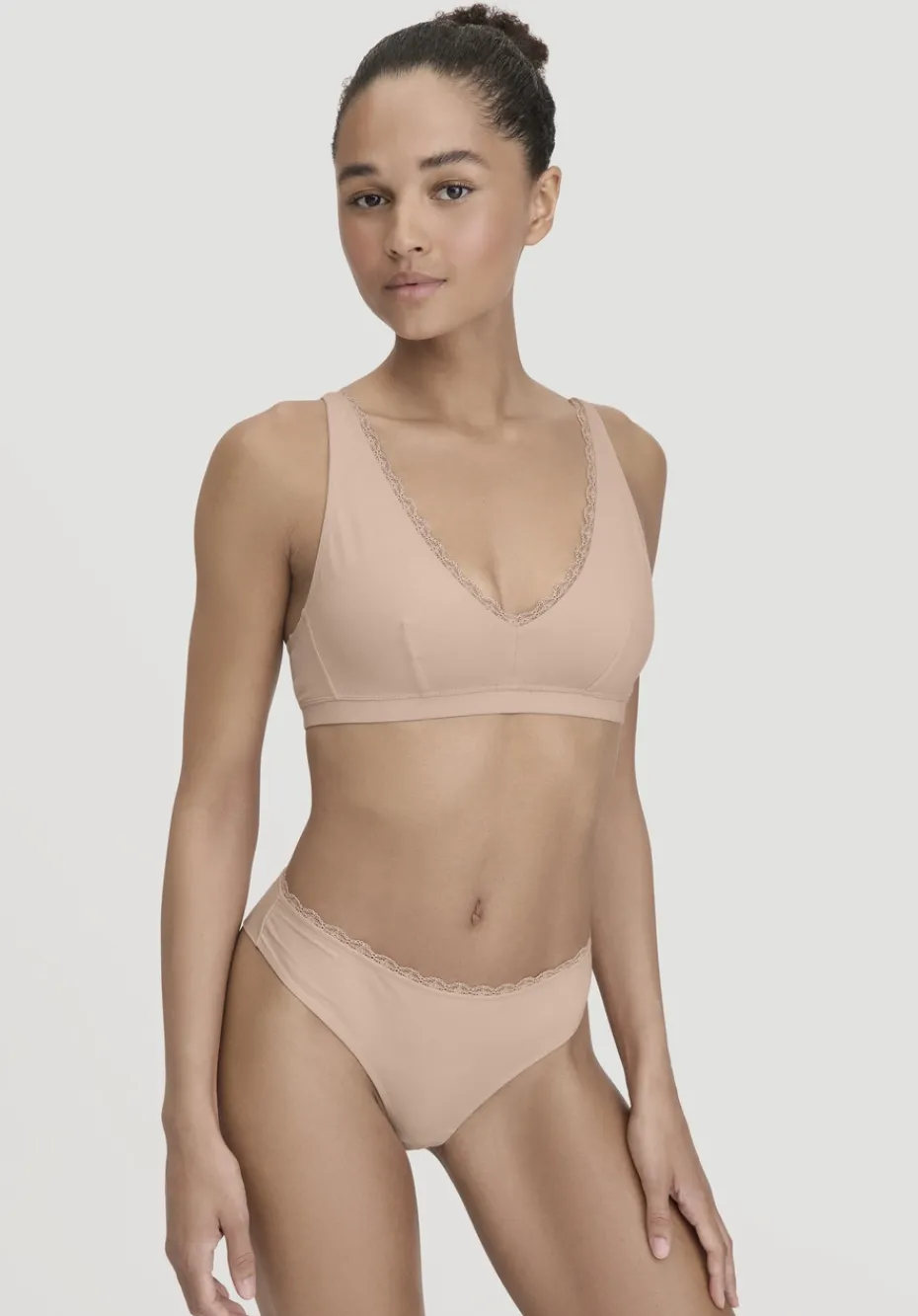 hessnatur Brazil Regular Cut COTTON FEEL LACE aus Bio-Baumwolle von puder Sale