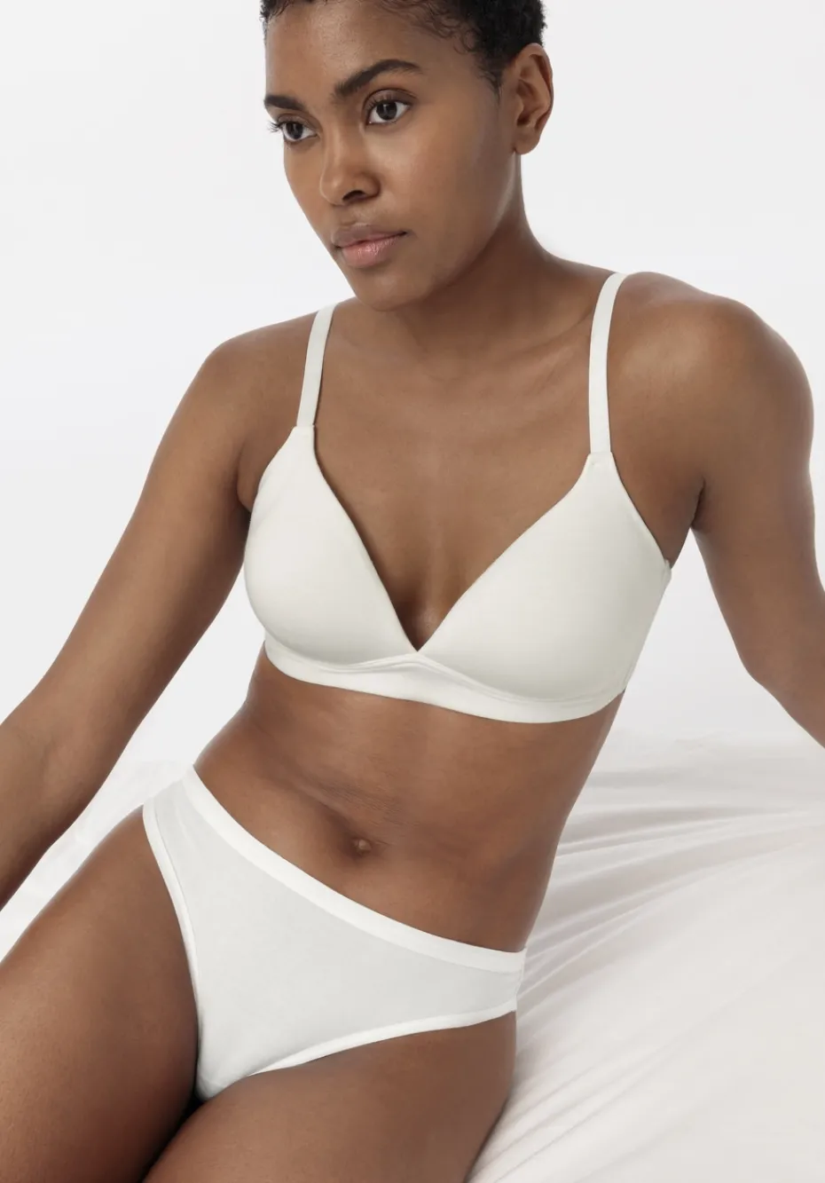 hessnatur Brazil Regular Cut PURE BALANCE aus Bio-Baumwolle und TENCEL™ Modal von naturweiss