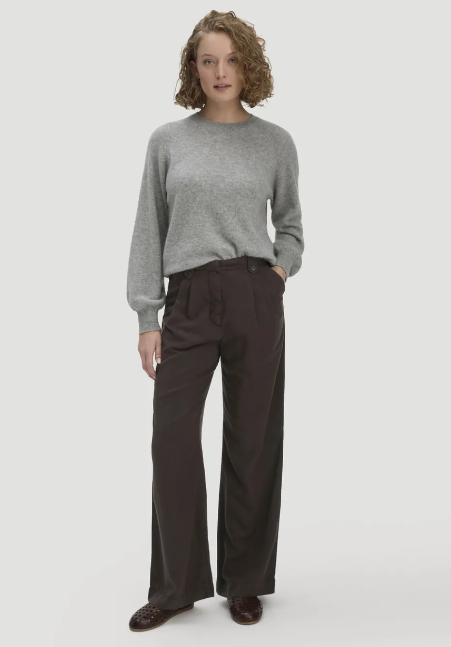 hessnatur Bundfalten Hose Wide Leg aus TENCEL™ Lyocell von kakao braun Online