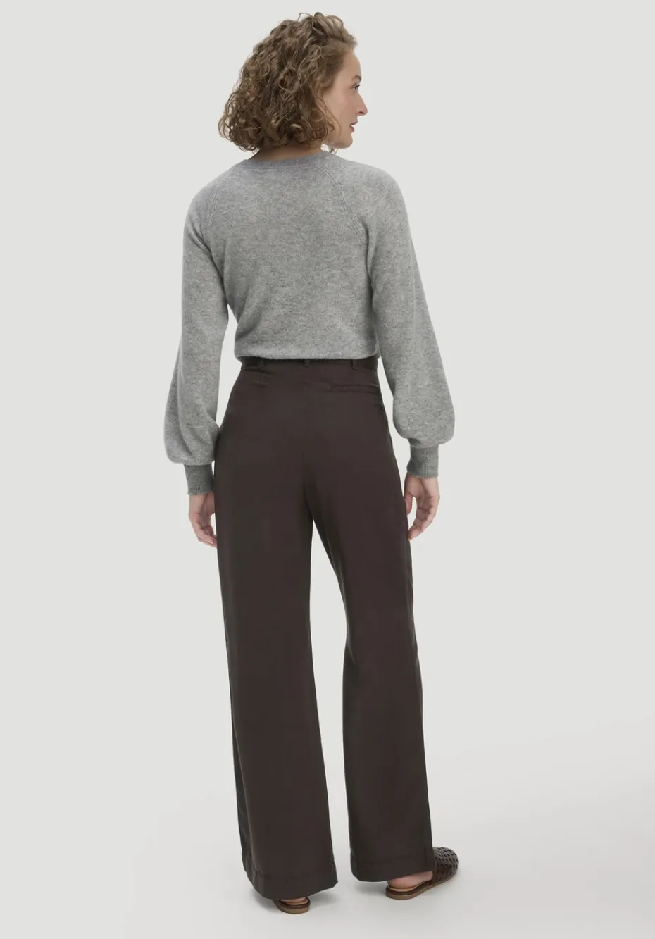 hessnatur Bundfalten Hose Wide Leg aus TENCEL™ Lyocell von kakao braun Online