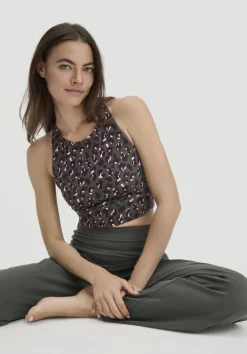 hessnatur Bustier Highneck ACTIVE LIGHT aus Bio-Baumwolle von tannengrün Clearance