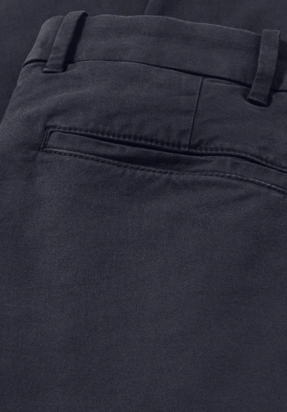 hessnatur Chino LENN Regular aus Bio-Baumwolle von marine