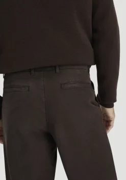 hessnatur Chino RONNEL Relaxed aus reiner Bio-Baumwolle von kakao braun