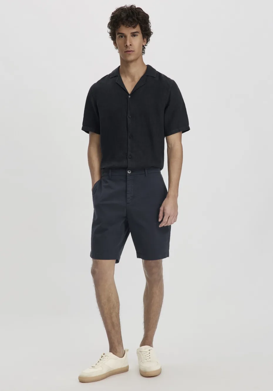 hessnatur Chino Shorts LENN Regular aus Bio-Baumwolle von marine Online