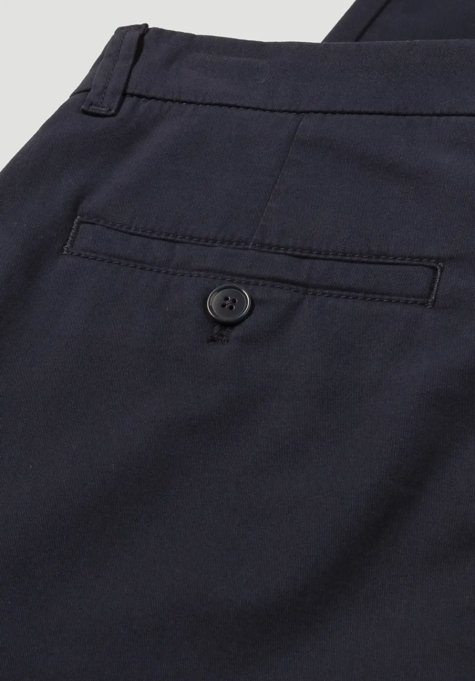 hessnatur Chino Straight Leg Regular aus Bio-Baumwolle von marine Best