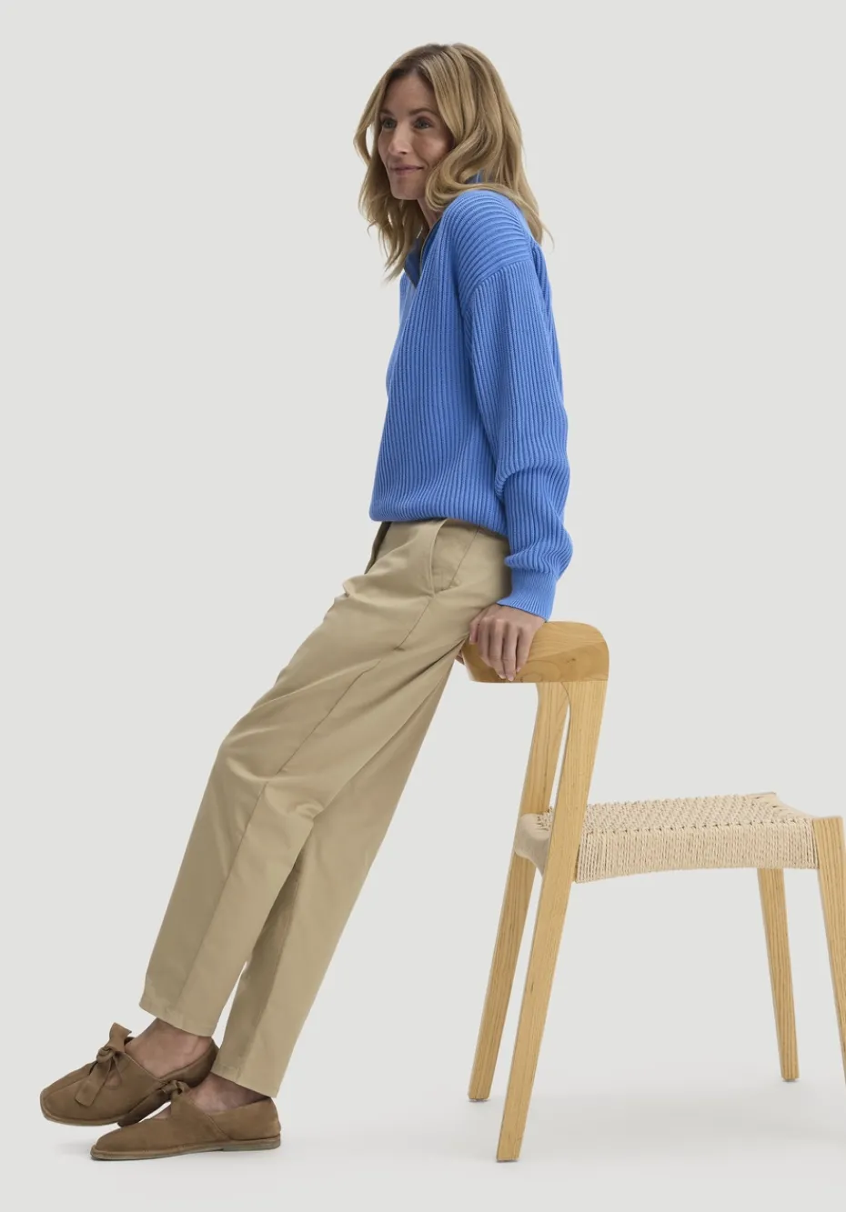 hessnatur Chino Straight Leg Regular aus Bio-Baumwolle von goldsand Clearance