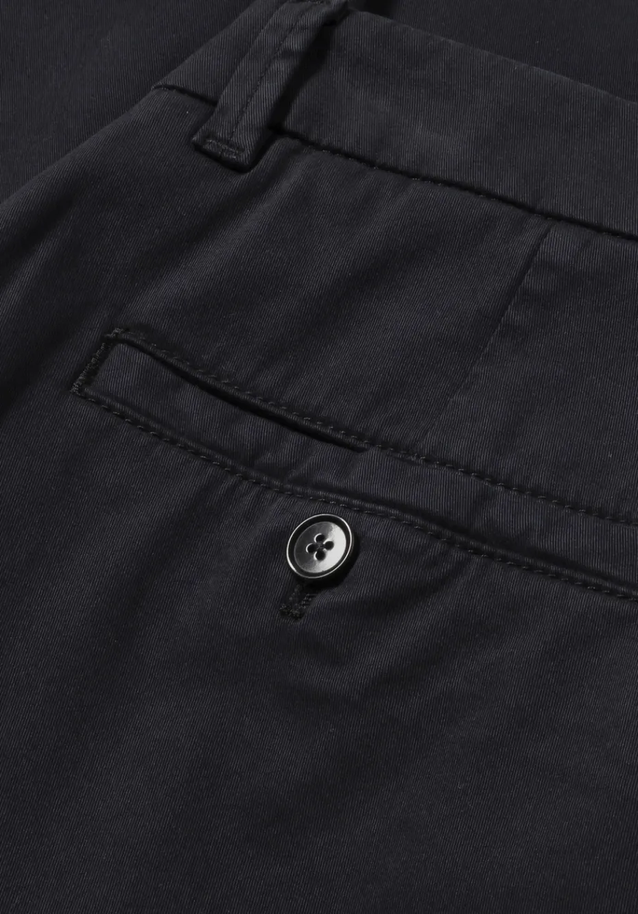 hessnatur Chino Straight Leg Regular aus Bio-Baumwolle von schwarz Best