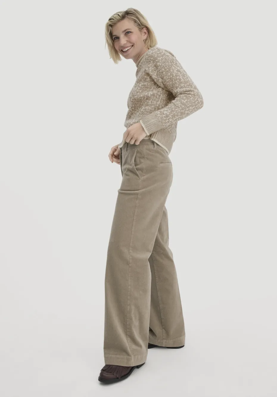 hessnatur Cordhose Wide Leg Relaxed aus Bio-Baumwolle von beige New