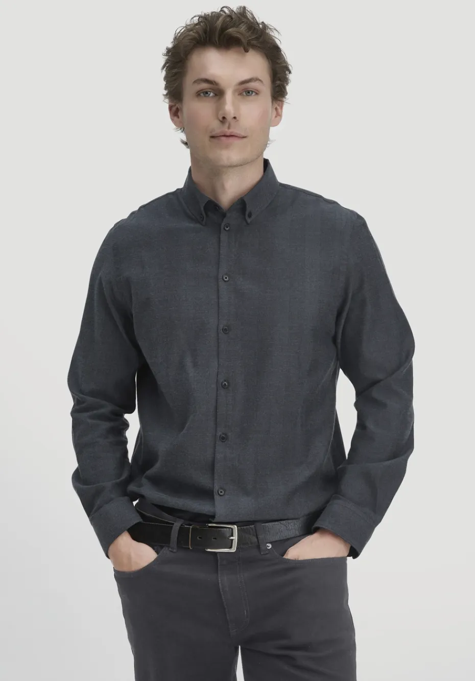 hessnatur Flanell Hemd Regular aus Bio-Baumwolle mit TENCEL™ Lyocell von anthrazit New