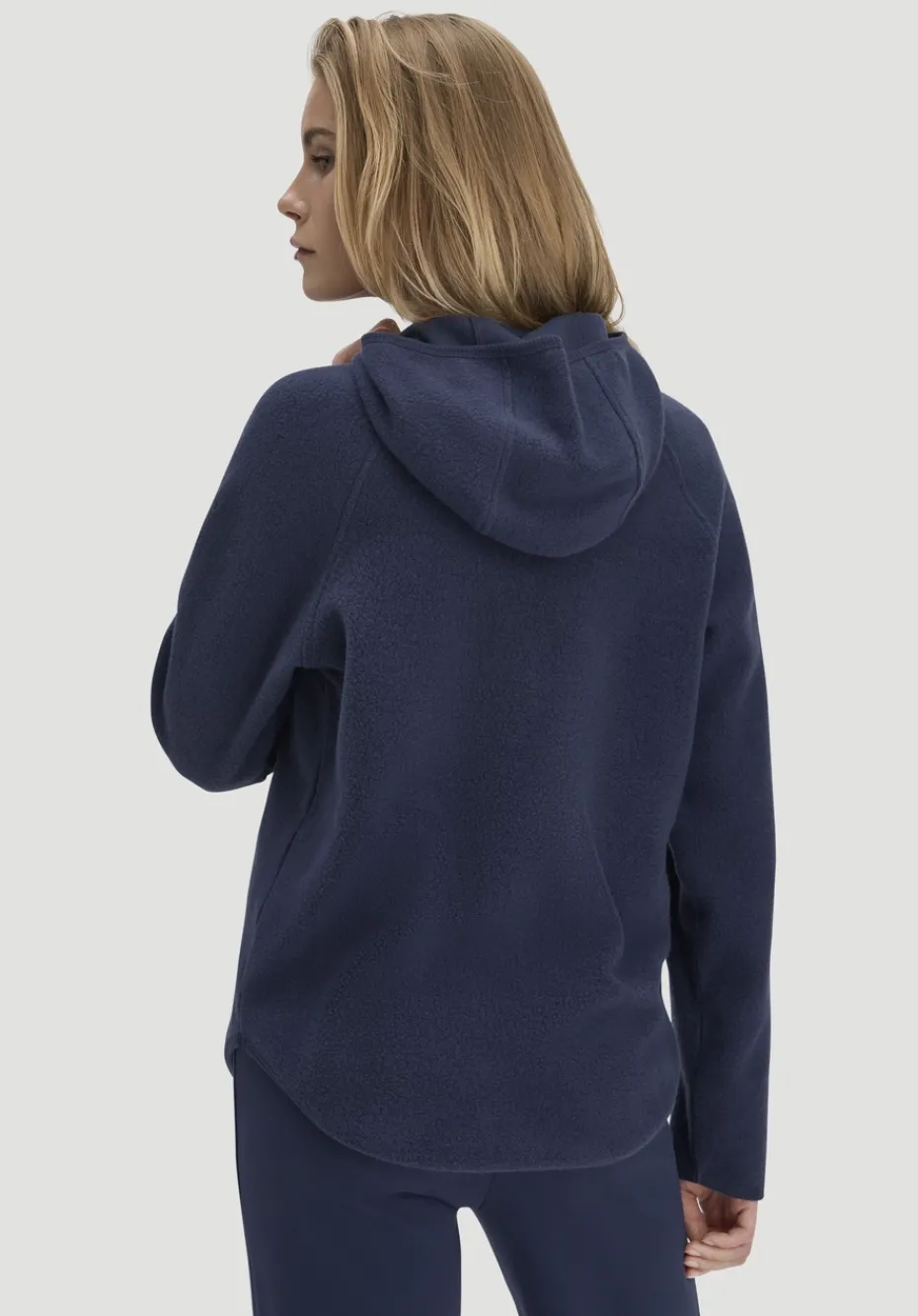 hessnatur Fleece Hoodie Relaxed ACTIVE LIGHT aus reiner Bio-Baumwolle von mitternachtsblau Best