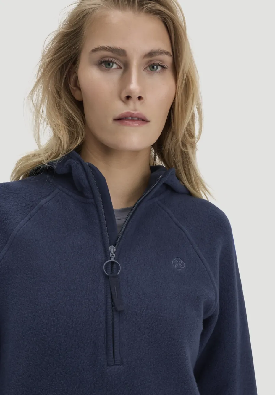 hessnatur Fleece Hoodie Relaxed ACTIVE LIGHT aus reiner Bio-Baumwolle von mitternachtsblau Best