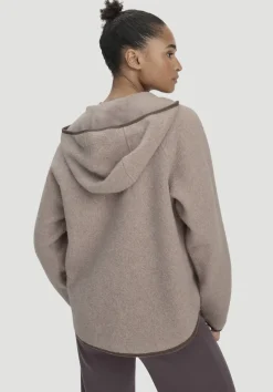 hessnatur Fleece Hoodie Relaxed ACTIVE LIGHT aus reiner Bio-Baumwolle von mandelbraun Online