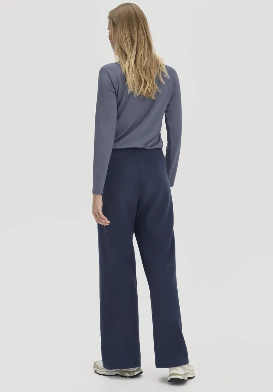 hessnatur Fleece Hose Relaxed ACTIVE LIGHT aus reiner Bio-Baumwolle von mitternachtsblau