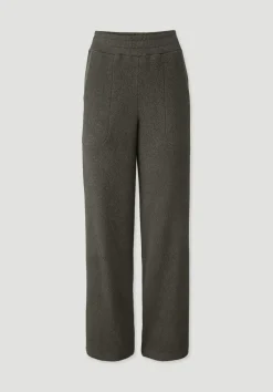 hessnatur Fleece Hose Relaxed ACTIVE LIGHT aus reiner Bio-Baumwolle von tannengrün Sale