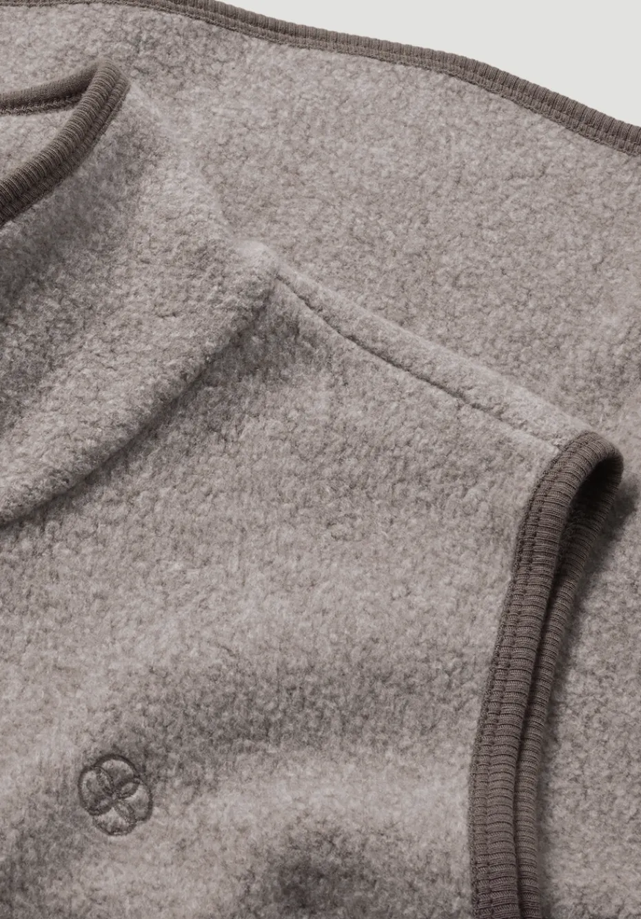 hessnatur Fleece Weste Regular ACTIVE LIGHT aus reiner Bio-Baumwolle von mandelbraun Clearance