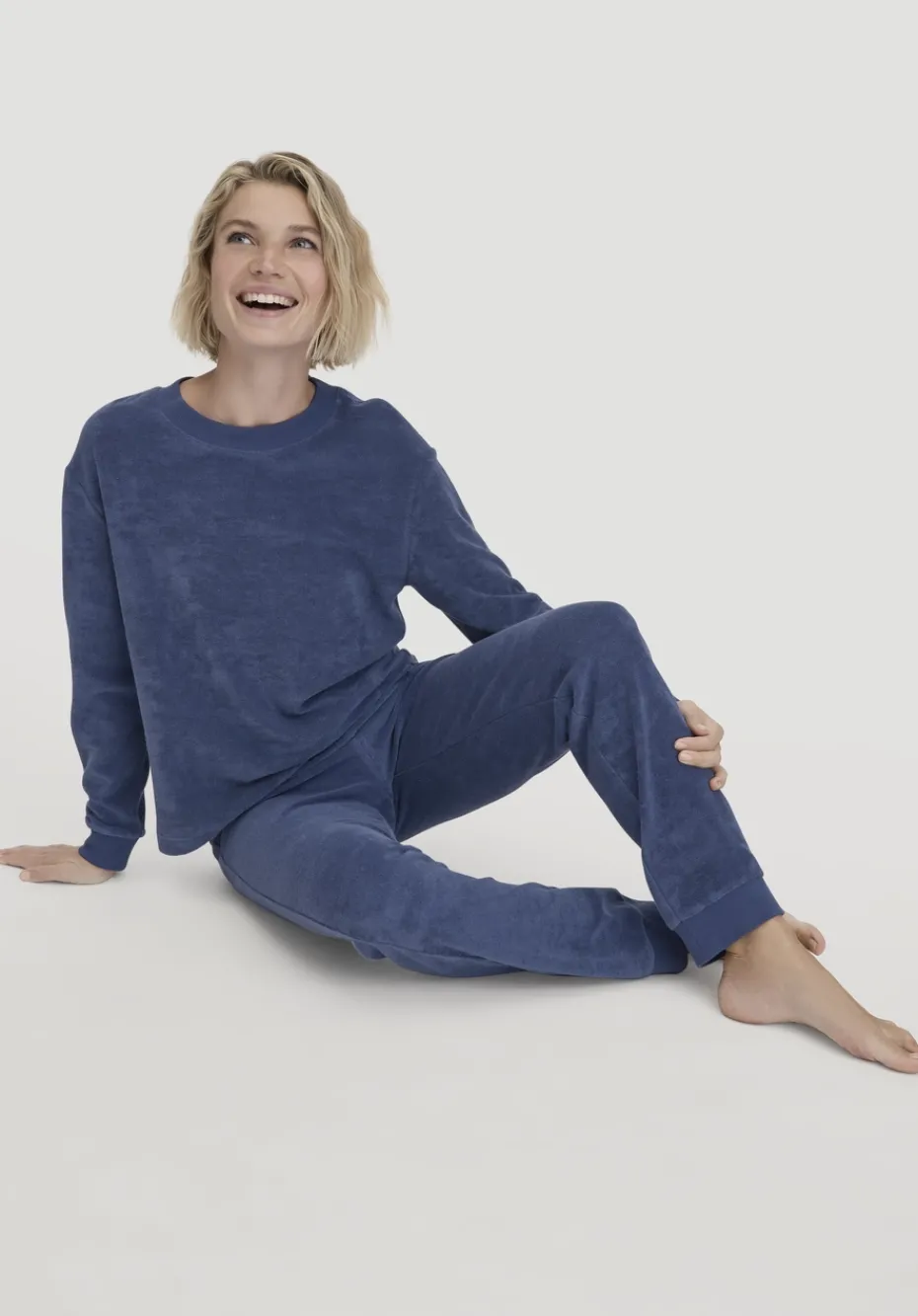 hessnatur Frottee Loungehose PURE COTTON aus reiner Bio-Baumwolle von indigo blau