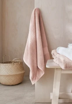 hessnatur Frottier Handtuch aus reiner Bio-Baumwolle von cremerosa Outlet