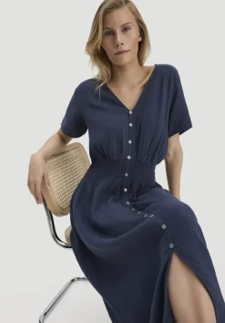 hessnatur Gewebe Kleid mit Taillierung Midi aus reiner Bio-Baumwolle von dunkelblau Hot