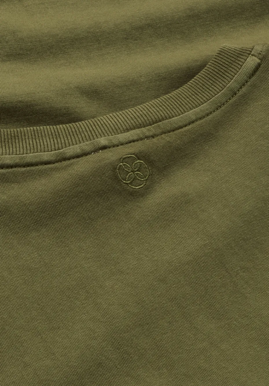 hessnatur Heavy Jersey Longsleeve Relaxed aus reiner Bio-Baumwolle von seetang Sale