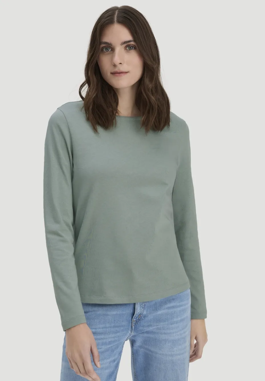 hessnatur Heavy Shirt Relaxed aus reiner Bio-Baumwolle von mattgrün
