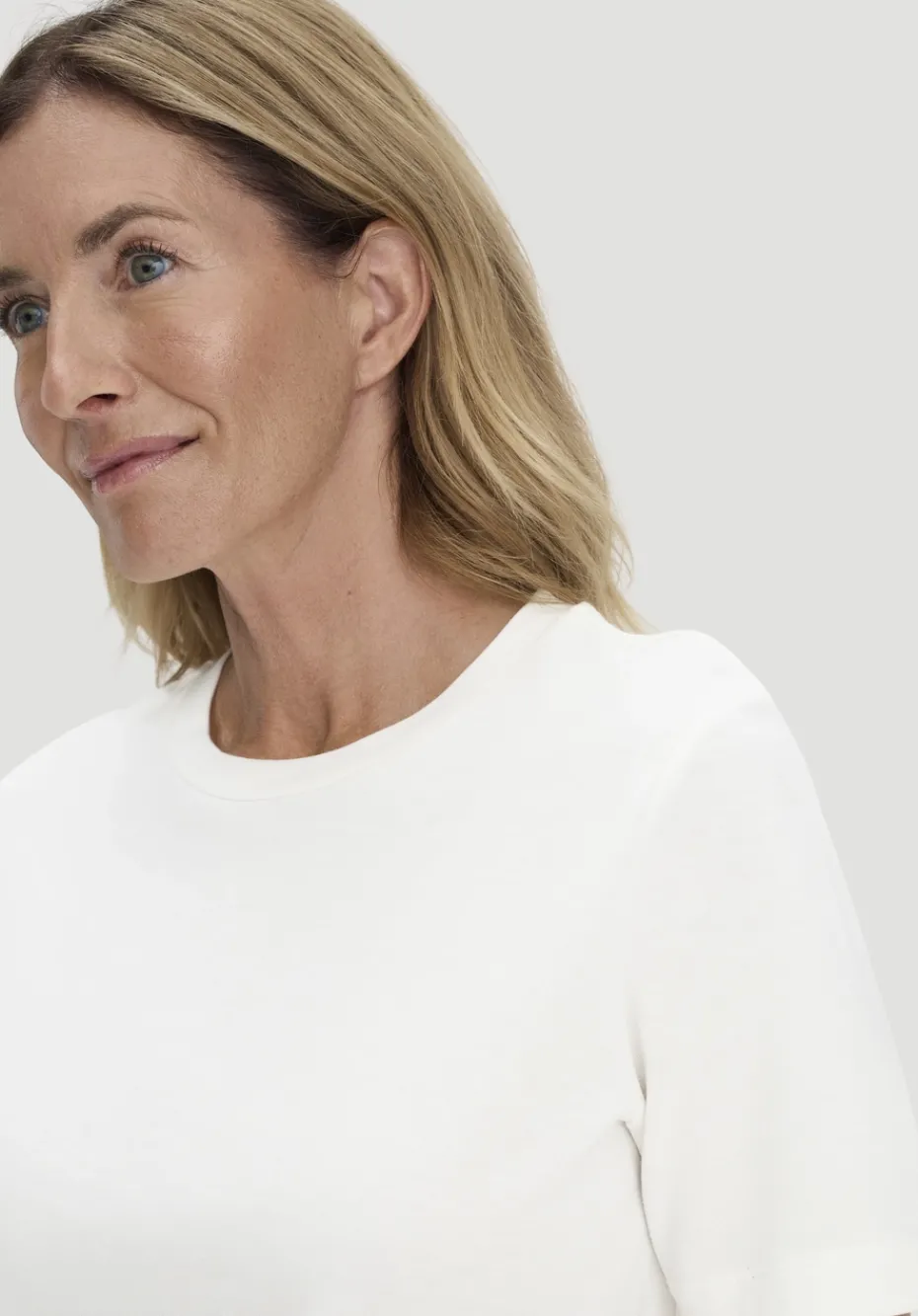 hessnatur Heavy T-Shirt Relaxed aus reiner Bio-Baumwolle von naturweiss Best