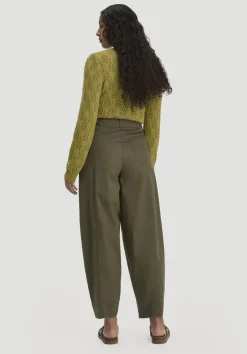 hessnatur Hose Barrel Leg aus Bio-Baumwolle von goldoliv Outlet