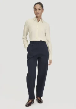 hessnatur Hose Soft Utility Cargo Relaxed aus Bio-Baumwolle von marine Hot