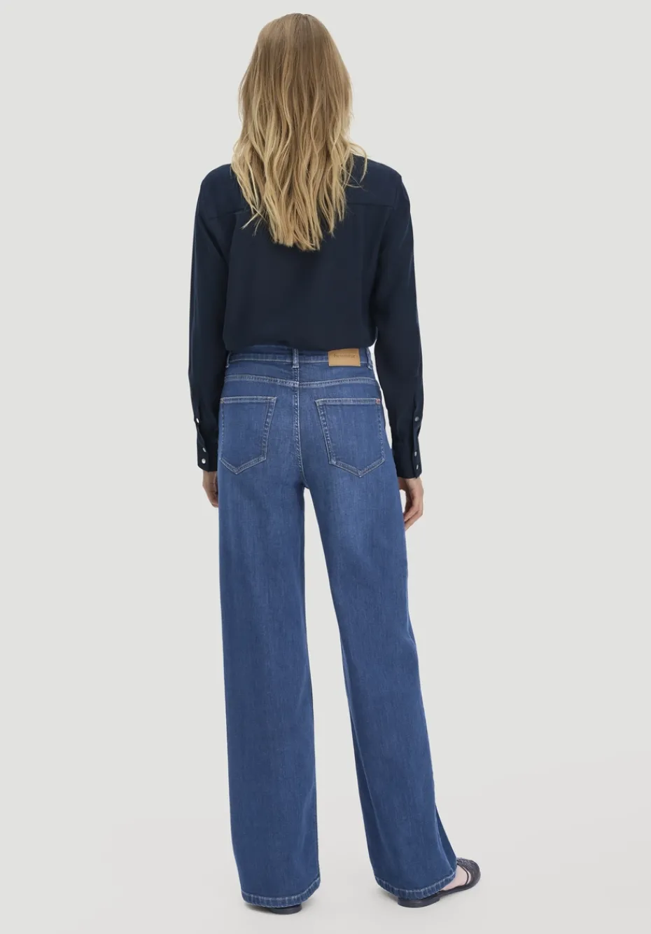 hessnatur Jeans ALVA Wide Leg aus Bio-Denim von pure blue Hot