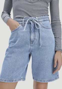 hessnatur Jeans Bermuda aus Bio-Baumwolle mit TENCEL™ Lyocell von light blue New