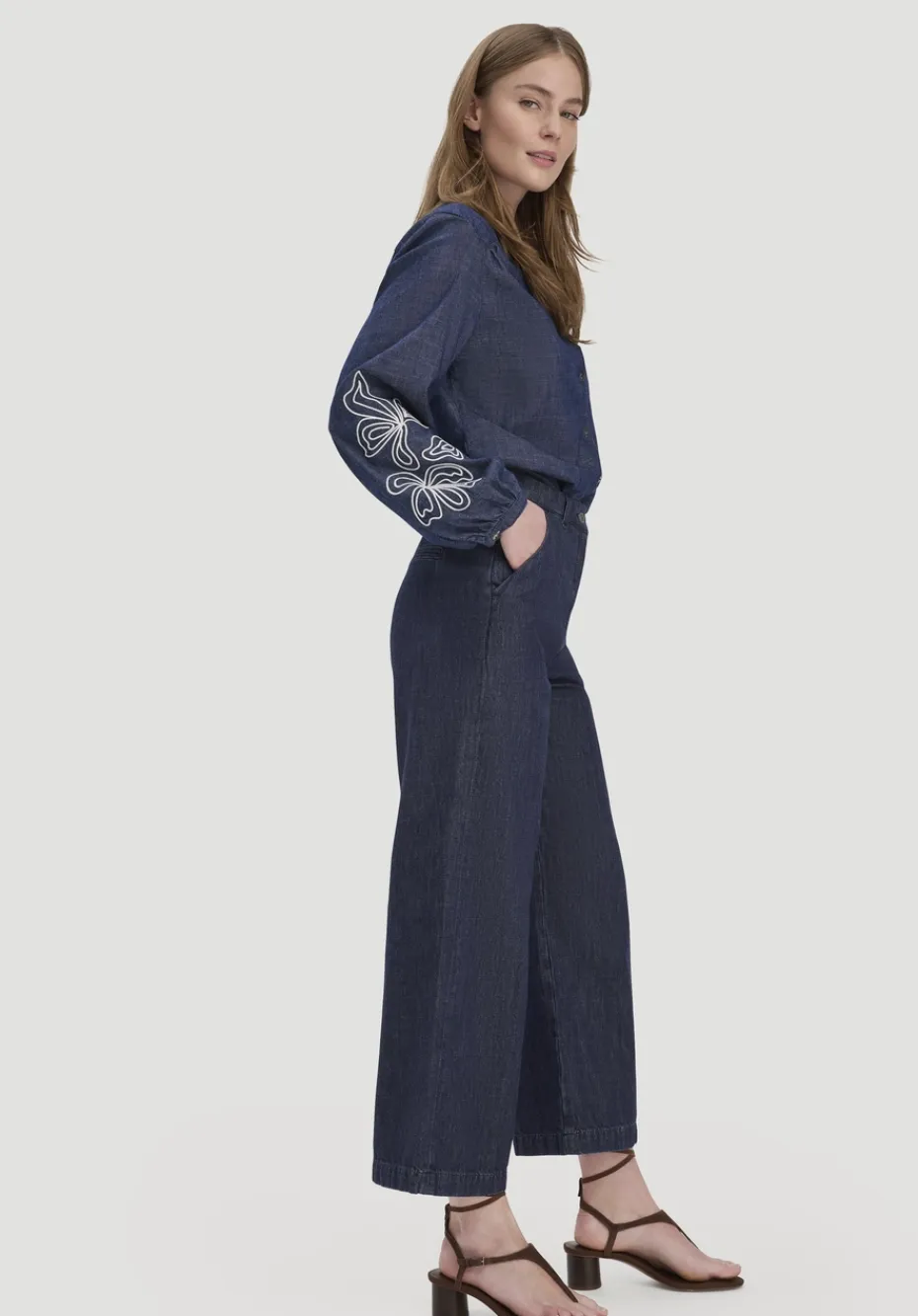 hessnatur Jeans ENNELIE Culotte Wide Leg aus Bio-Denim mit Kapok von medium blue Discount