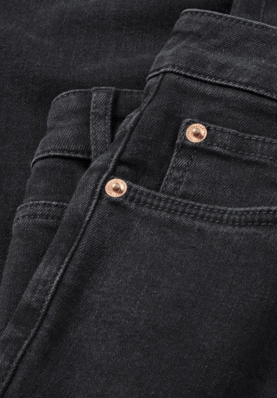 hessnatur Jeans HANNA High Rise Mom aus Bio-Denim von schwarz