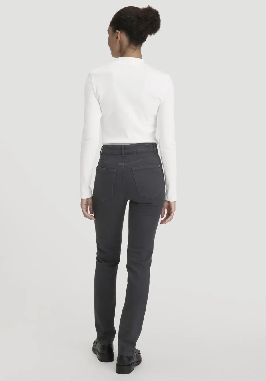 hessnatur Jeans LEA Slim aus Bio-Denim von black Hot