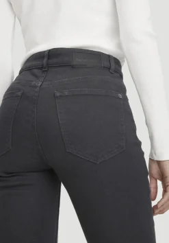 hessnatur Jeans LEA Slim aus Bio-Denim von black Hot