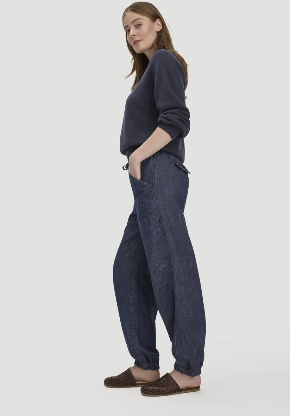 hessnatur Jeans Soft Utillity aus Bio-Denim mit Kapok von medium blue Outlet