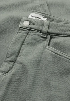 hessnatur Jeans VONNA Super Wide Leg aus Bio-Baumwolle mit TENCEL™ Lyocell von mattgrün Outlet
