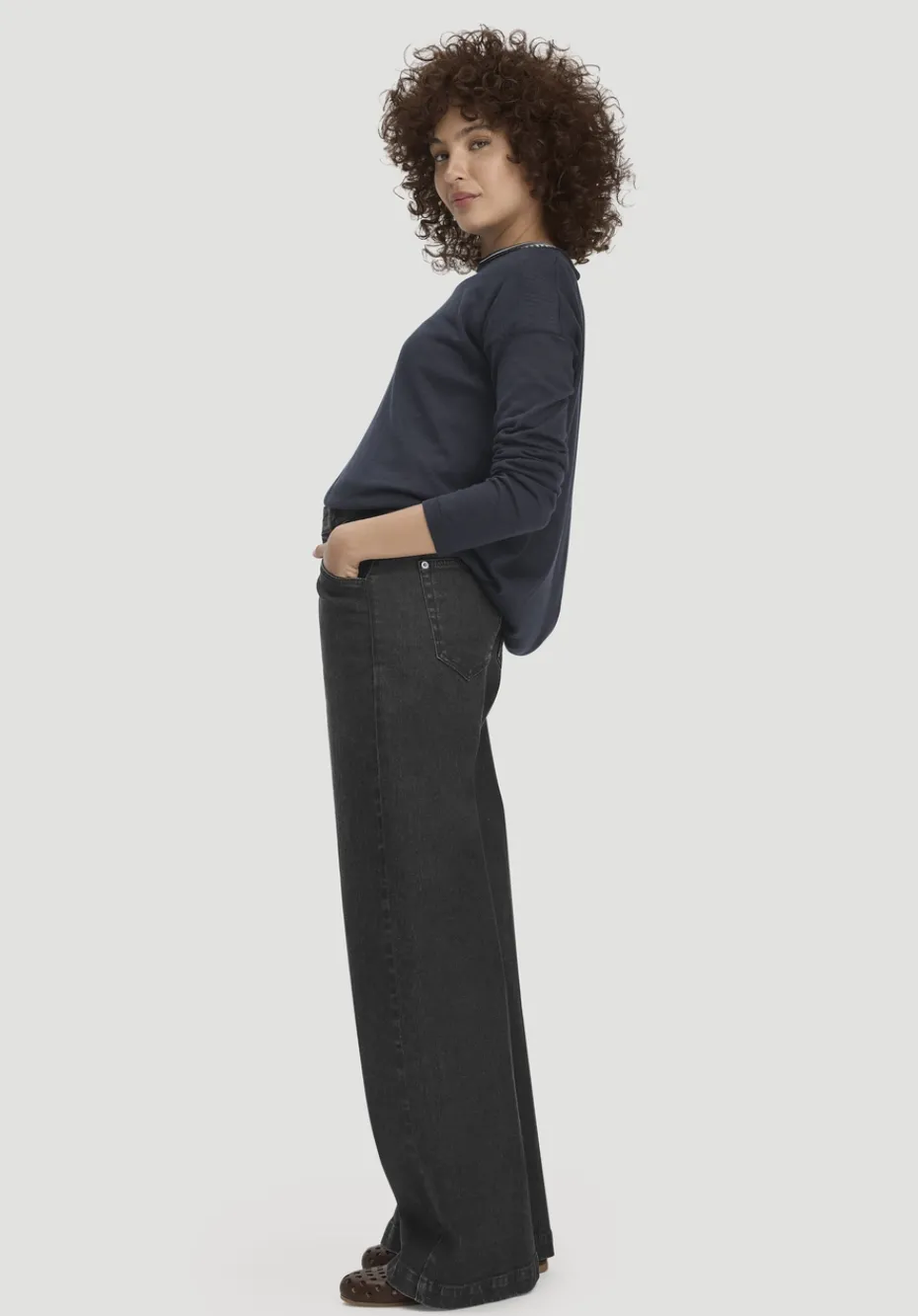 hessnatur Jeans VONNA Super Wide Leg BETTER RECYCLING aus Bio-Denim von black Best