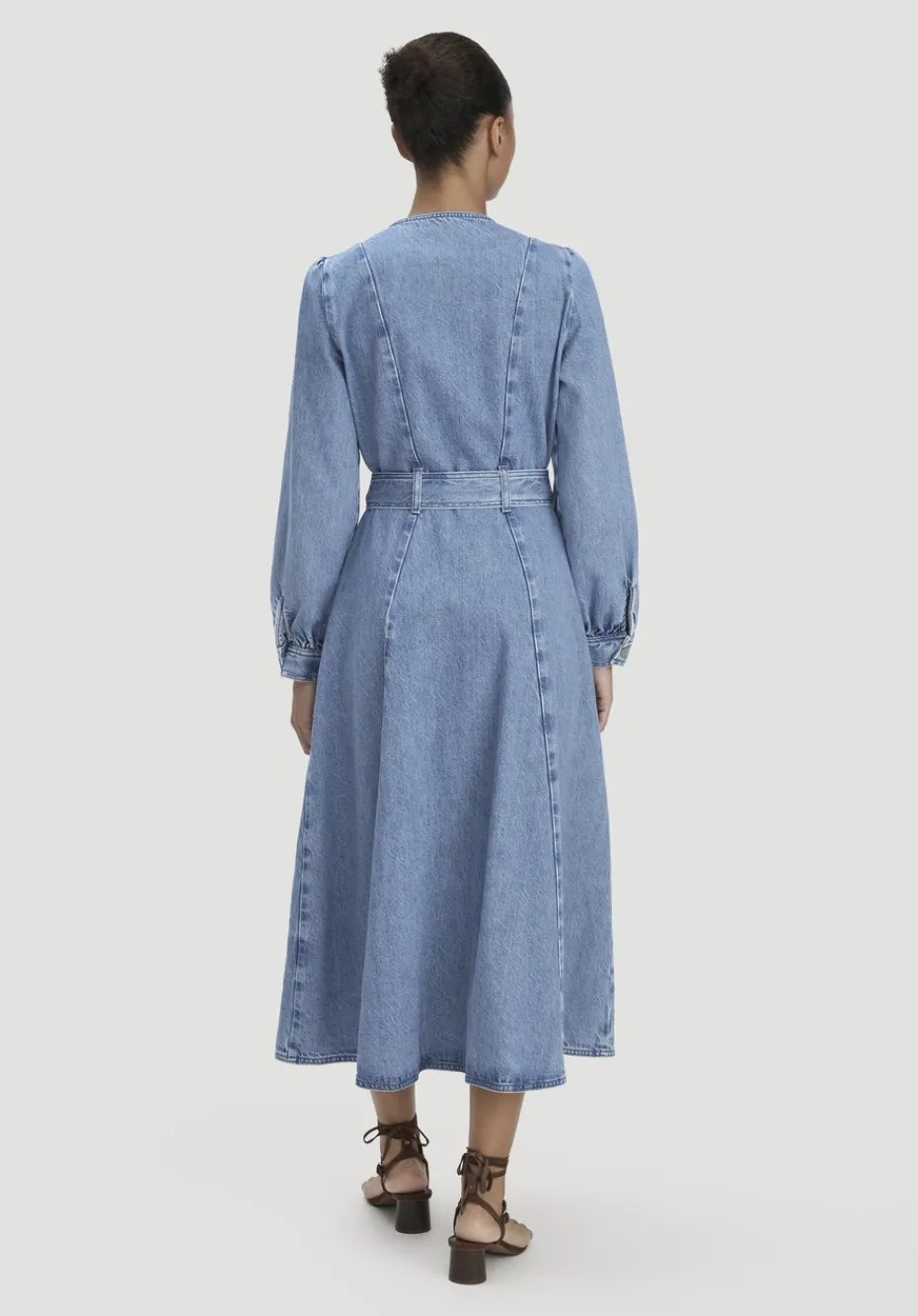 hessnatur Jeanskleid Regular Midi aus Bio-Baumwolle und TENCEL™ Lyocell von light blue Clearance