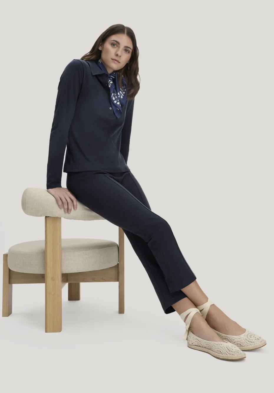 hessnatur Jersey Hose Culotte Slim Leg aus Bio-Baumwolle von marine Sale