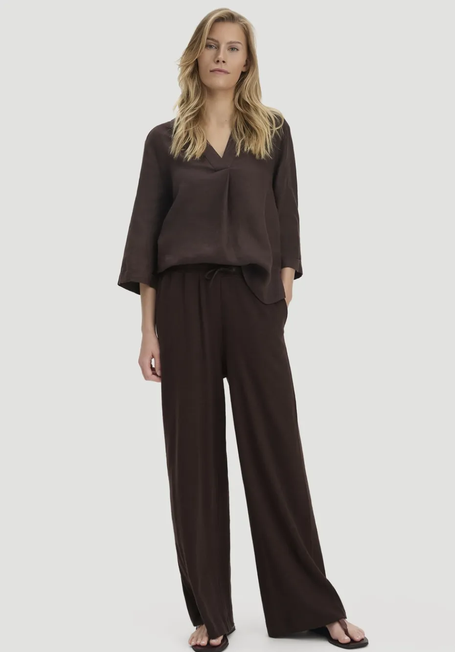 hessnatur Jersey Hose Wide Leg Relaxed aus Leinen und Bio-Baumwolle von kakao braun
