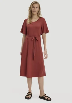 hessnatur Jersey Kleid Kniebedeckend Slim aus TENCEL™ Lyocell von terrakotta New