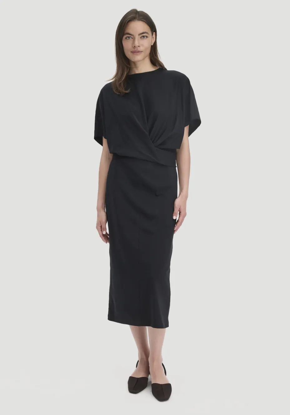 hessnatur Jersey Kleid Midi Oversize aus reiner Bio-Baumwolle von schwarz Discount