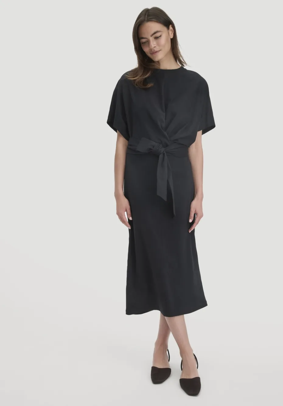 hessnatur Jersey Kleid Midi Oversize aus reiner Bio-Baumwolle von schwarz Discount