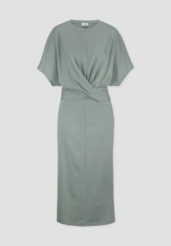 hessnatur Jersey Kleid Midi Oversize aus reiner Bio-Baumwolle von mattgrün Hot